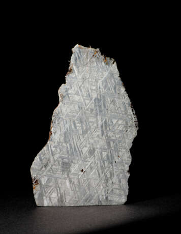 A MUONIONALUSTA METEORITE END PIECE — SHIMMERING CRYSTALLINE STRUCTURE IN A METEORITE THAT FELL 1 MILLION YEARS AGO - Foto 1