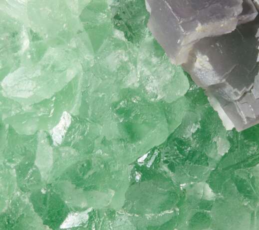 A SPECIMEN OF MINT GREEN AND GREY FLUORITE - фото 3