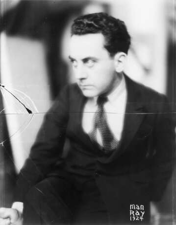 Man Ray. Man Ray (Philadelphia 1890 - Parigi 1976): Autoritratto, 1924 1960 - Foto 1