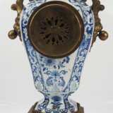 H. Luppens Bruxelles: Pendule in Keramik Vase. - фото 4