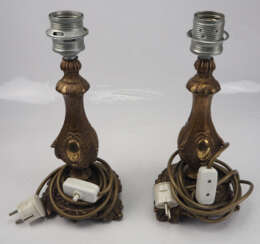 Paar elektrifizierte Bronze Kerzenleuchter.