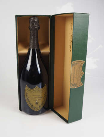 Moet et Chandon (Epernay): Champagne Cuvee Dom Perignon vintage 1990. - photo 1