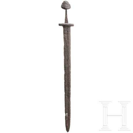 Wikingisches Schwert, Skandinavien, 9./10. Jahrhundert - Foto 2
