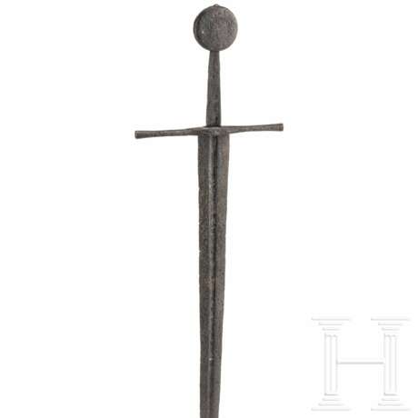 Gotisches ritterliches Schwert mit goldeingelegter Inschrift, deutsch, um 1250 - фото 5