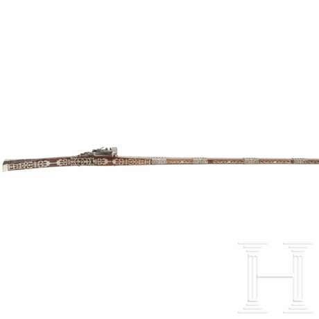 Silbermontiertes Miqueletschloss-Gewehr, Algerien, datiert 1829 - photo 4