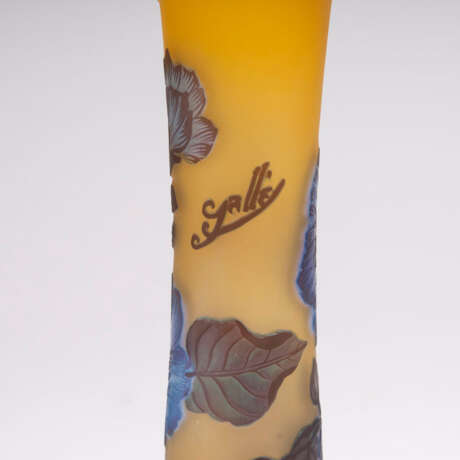 Jugendstil-Vase mit Klematis. Emile Gallé - photo 2