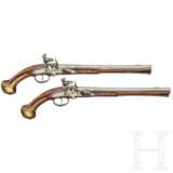 Ein Paar lange Hinterlader-Steinschlosspistolen, flämisch, um 1720/30 - Foto 2