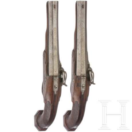 Ein Paar Perkussionspistolen im Kasten, Frankreich, um 1850 - Foto 4