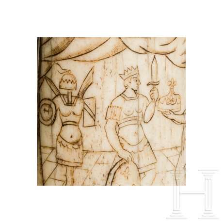 Feine Pulverflasche aus Kuhbein, Historismus im Stil der Renaissance um 1580, Italien, 19. Jahrhundert - Foto 2