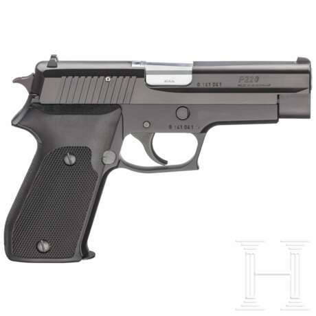 Sig Sauer P 220-1, im Karton - фото 2