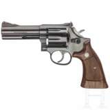 Smith & Wesson Modell 586, "The .357 Distinguished Combat Magnum" - Foto 1