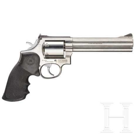 Smith & Wesson Modell 686-3, "The .357 Distinguished Combat Magnum Stainless", Ausführung "Classic Hunter", im Karton - photo 2