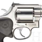 Smith & Wesson Modell 686-3, "The .357 Distinguished Combat Magnum Stainless", Ausführung "Classic Hunter", im Karton - фото 3
