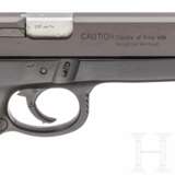 Smith & Wesson Modell SW9F, Sigma Series, im Koffer - фото 3