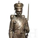 Carl Silbernagel – große Figur eines Garde-Infanteristen des 19. Jhdts., datiert 1902 - Foto 7