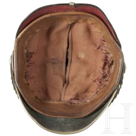 Helm für Offiziere des I. Bataillons des 1. Garde-Regiments zu Fuß, um 1900 - Foto 3