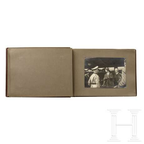Hermann Göring – Fotoalbum von der Überführung Carin Görings von der Insel Lovö nach Carinhall 1934 - Foto 13