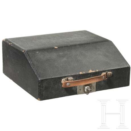 Ilse Heß – Reiseschreibmaschine "Torpedo", ein persönliches Geschenk Hitlers - photo 5