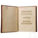 Geschenkbildband im Schuber anlässlich Mussolinis Besuchs 1937 in München - фото 2