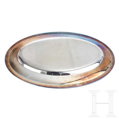 Adolf Hitler – a Serving Platter with Draining Insert and Cloche from the Neue Reichskanzlei, Berlin Silver Service - Foto 2