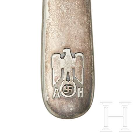 Adolf Hitler – a Dessert Knife from his Personal Silver Service - photo 4