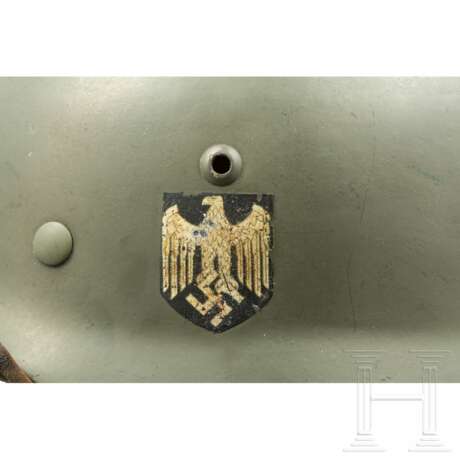 Stahlhelm M 35 des Heeres mit beiden Abzeichen - фото 5