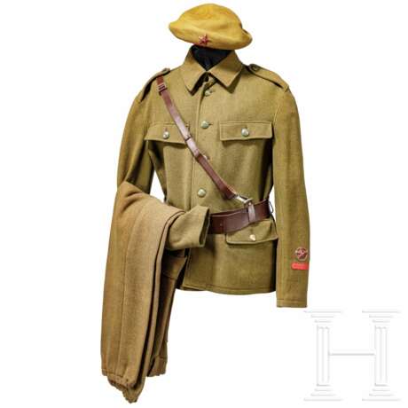 Uniformensemble eines Kommandeurs der Internationalen Brigaden - photo 1