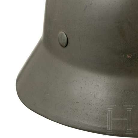 Stahlhelm M 35 des Heeres mit beiden Abzeichen - фото 13