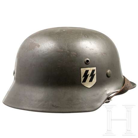 Stahlhelm M 35 der Waffen-SS mit beiden Abzeichen - Foto 3