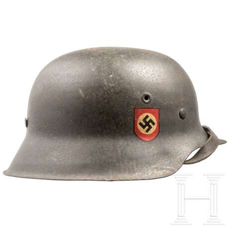 Stahlhelm M 42 der Polizei mit beiden Abzeichen - фото 3