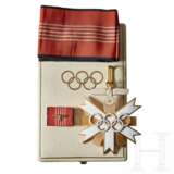 A Pair of Olympic Decorations - Foto 4