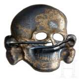 A Skull for SS Visor Cap - фото 2