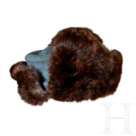 A Winter Fur Field Cap for a General in the Police - фото 4