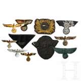 A Small Collection of Cap and Sleeve Insignia - фото 2