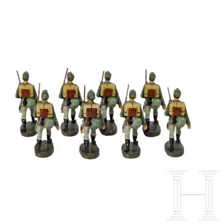 Konvolut Elastolin - zwölf Gebirgsjäger und acht Soldaten mit offenem Kragen und Sturmgepäck im Marsch - photo 6
