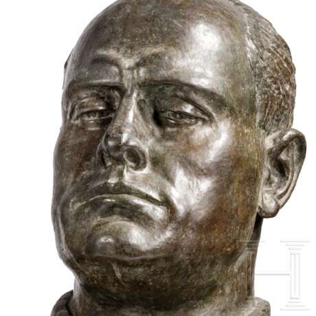 Silvio Ceccarelli (1901-85) – monumentale Portraitbüste Mussolinis als Richter, datiert 1932 - Foto 10