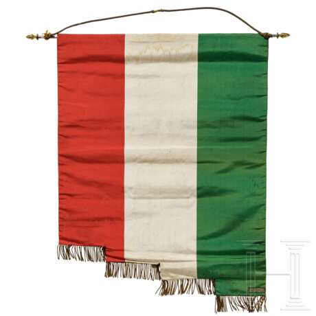 Faschistische Fahne der "Societa di mutuo soccorso Loreto e Casalesi Milano" - photo 4