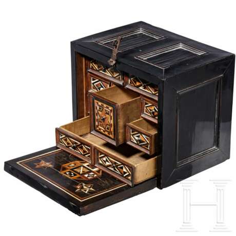 Ebenholzfurniertes Kabinettkästchen mit geometrischem Dekor, Nürnberg, um 1600 - photo 2