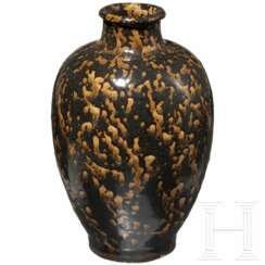 Vase mit geflecktem Dekor, China, 12. - 13. Jahrhundert