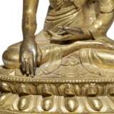Buddha Shakyamuni aus vergoldeter Bronze, Tibet, 18./19. Jahrhundert - фото 9