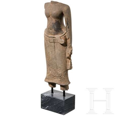 Skulptur einer weiblichen Gottheit (Uma), Angkor Vat-Stil, Khmer, ca. 11. Jahrhundert - Foto 5