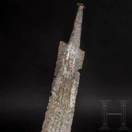 Museales Schwert vom Typ Lauriacum-Hromovka mit militärischen Insignien, römisch, spätes 2. - 1. Hälfte 3. Jahrhundert - фото 1