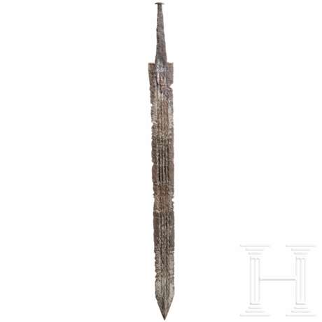 Museales Schwert vom Typ Lauriacum-Hromovka mit militärischen Insignien, römisch, spätes 2. - 1. Hälfte 3. Jahrhundert - Foto 2