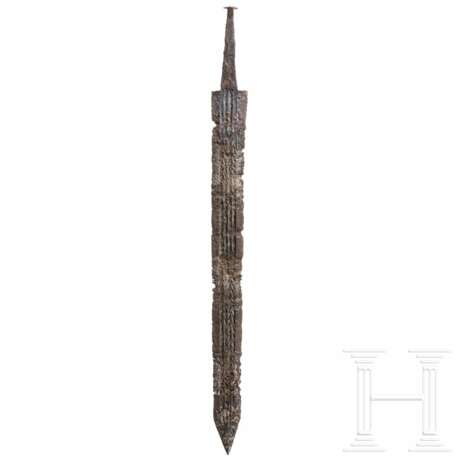 Museales Schwert vom Typ Lauriacum-Hromovka mit militärischen Insignien, römisch, spätes 2. - 1. Hälfte 3. Jahrhundert - photo 3