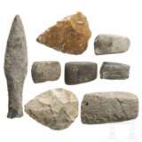 Eindrucksvolles Set von acht Steinartefakten, Mitteleuropa, Altsteinzeit - Neolithikum - Foto 2