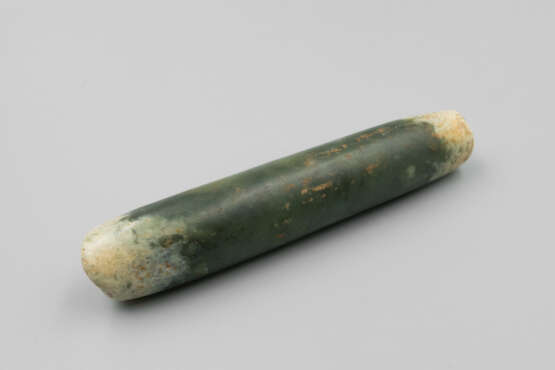 A JADE BEAD HONGSHAN CULTURE (4700-2900BC) - Foto 6