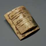 A JADE BELT BUCKLE WESTERN ZHOU PERIOD (1046-771BC) - фото 1