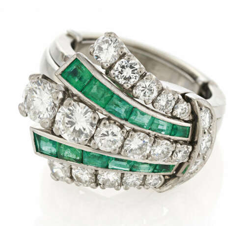 Emerald-Diamond-Ring - фото 1