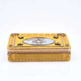 Hanau. Exquisite gold and enamel snuffbox set with old-cut diamonds and with dedication to William I Duke of Nassau - фото 2