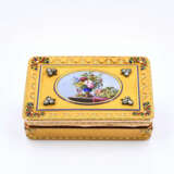 Hanau. Exquisite gold and enamel snuffbox set with old-cut diamonds and with dedication to William I Duke of Nassau - photo 4